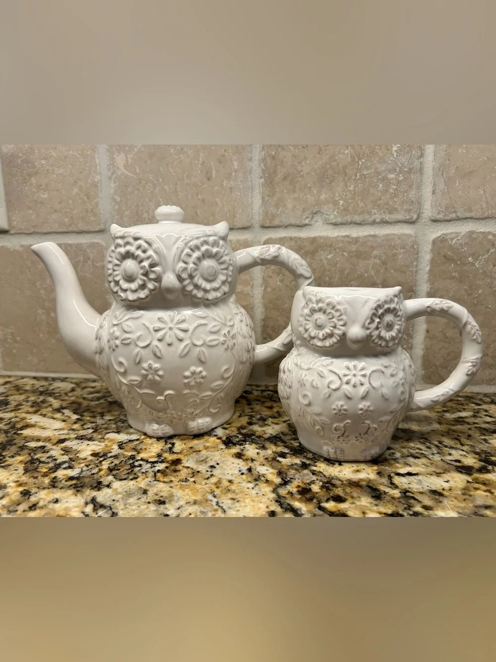 White Owl Ceramic Teapot - Decorative Home Art